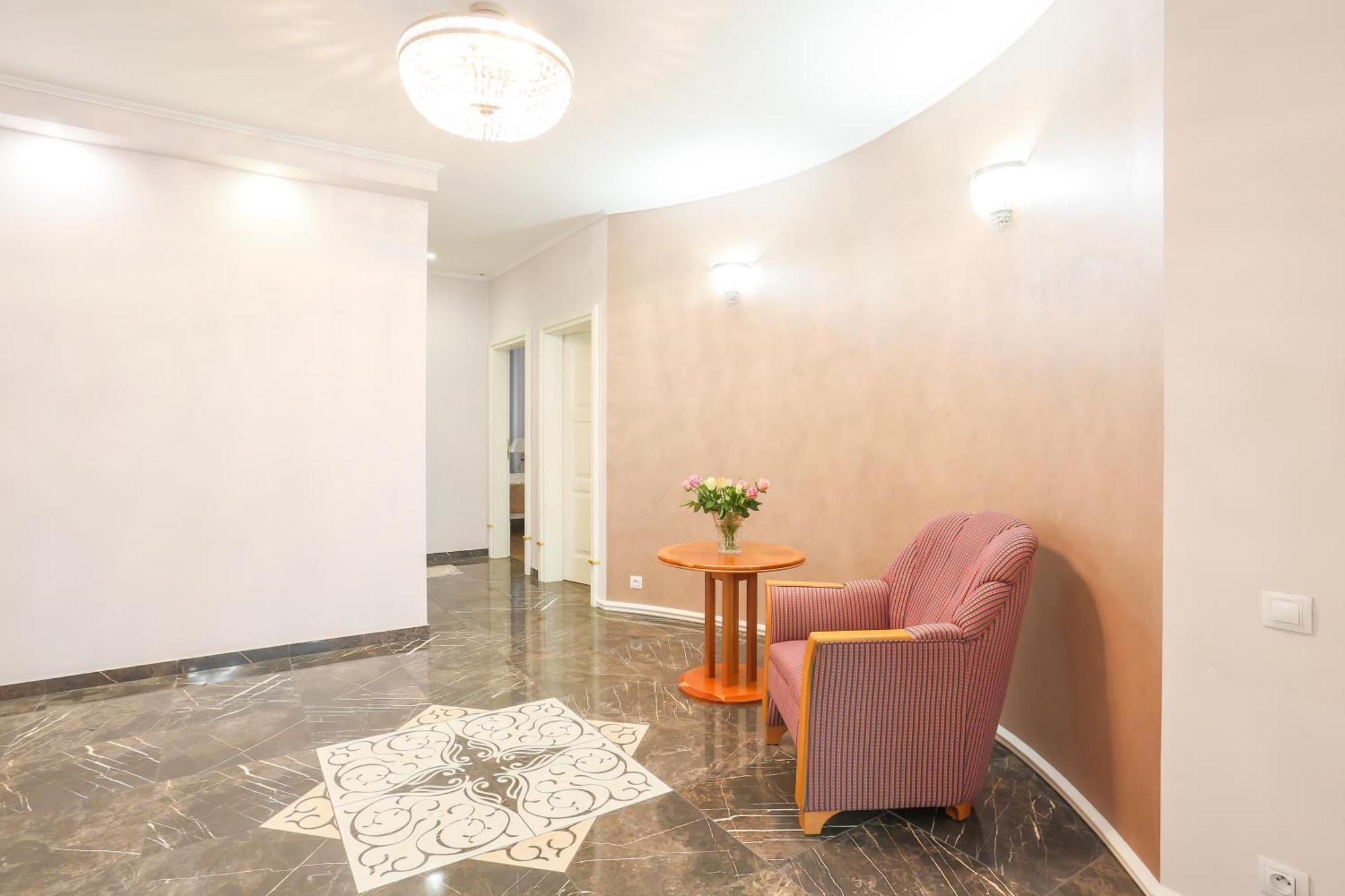 Academia Apartment